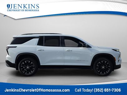 New 2026 Chevrolet Traverse LT w/ Sun and Wheel Package