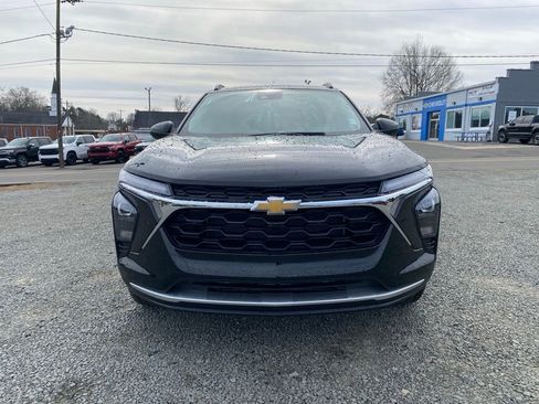 New 2026 Chevrolet Trax LT w/ Driver Confidence Package image 8