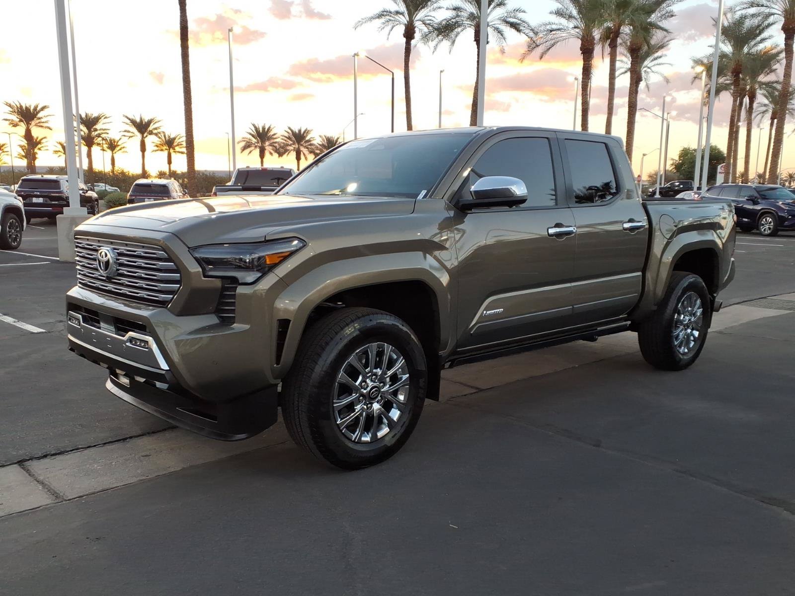 Certified 2025 Toyota Tacoma Limited AWD/4WD image 8