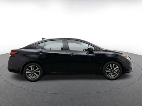 Used 2025 Nissan Versa SV FWD image 14