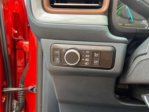 Used 2024 Ford Maverick Lariat FWD image 22