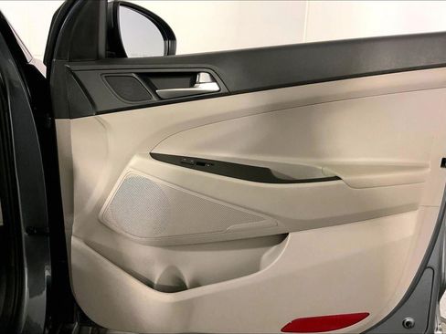 Used 2019 Hyundai Tucson SE FWD image 25