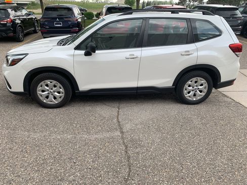 Used 2019 Subaru Forester w/ Alloy Wheel Package AWD/4WD image 7