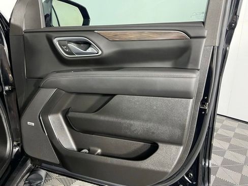 Used 2023 Chevrolet Tahoe Z71 w/ Luxury Package image 24