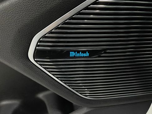 Used 2021 Jeep Grand Cherokee L Overland w/ Advanced Protech Group III image 18