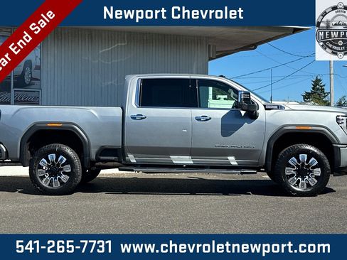 New 2026 GMC Sierra 3500 Denali w/ Technology Package image 3