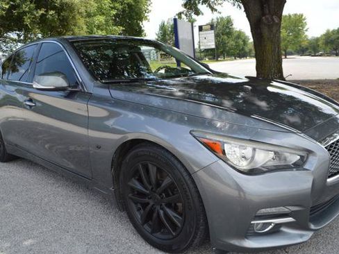 Used 2015 INFINITI Q50 w/ Moonroof Package RWD image 3