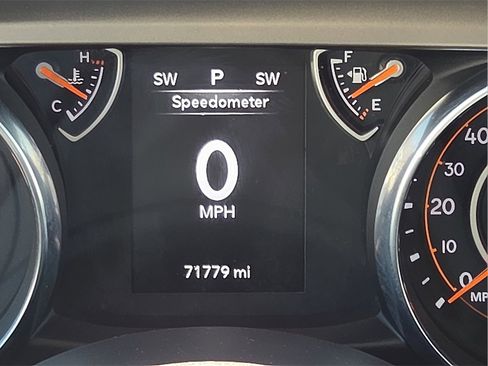 Used 2020 Jeep Wrangler Sport image 24