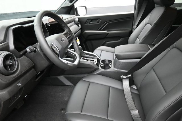 New 2026 Chevrolet Colorado Trail Boss AWD/4WD image 8