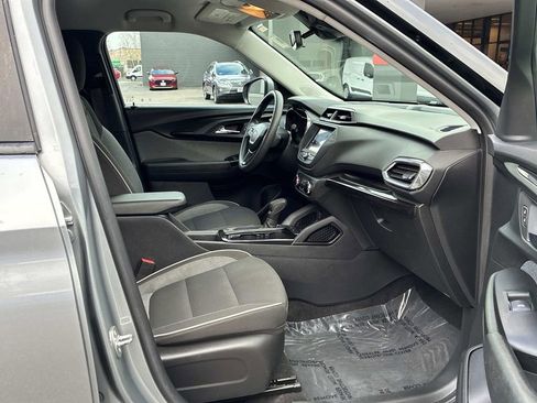 Used 2023 Chevrolet TrailBlazer LT image 10