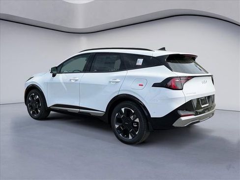 New 2026 Kia Sportage SX FWD image 3