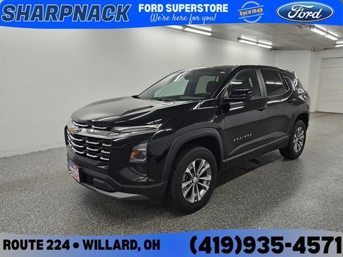 Used 2025 Chevrolet Equinox LT FWD image 1