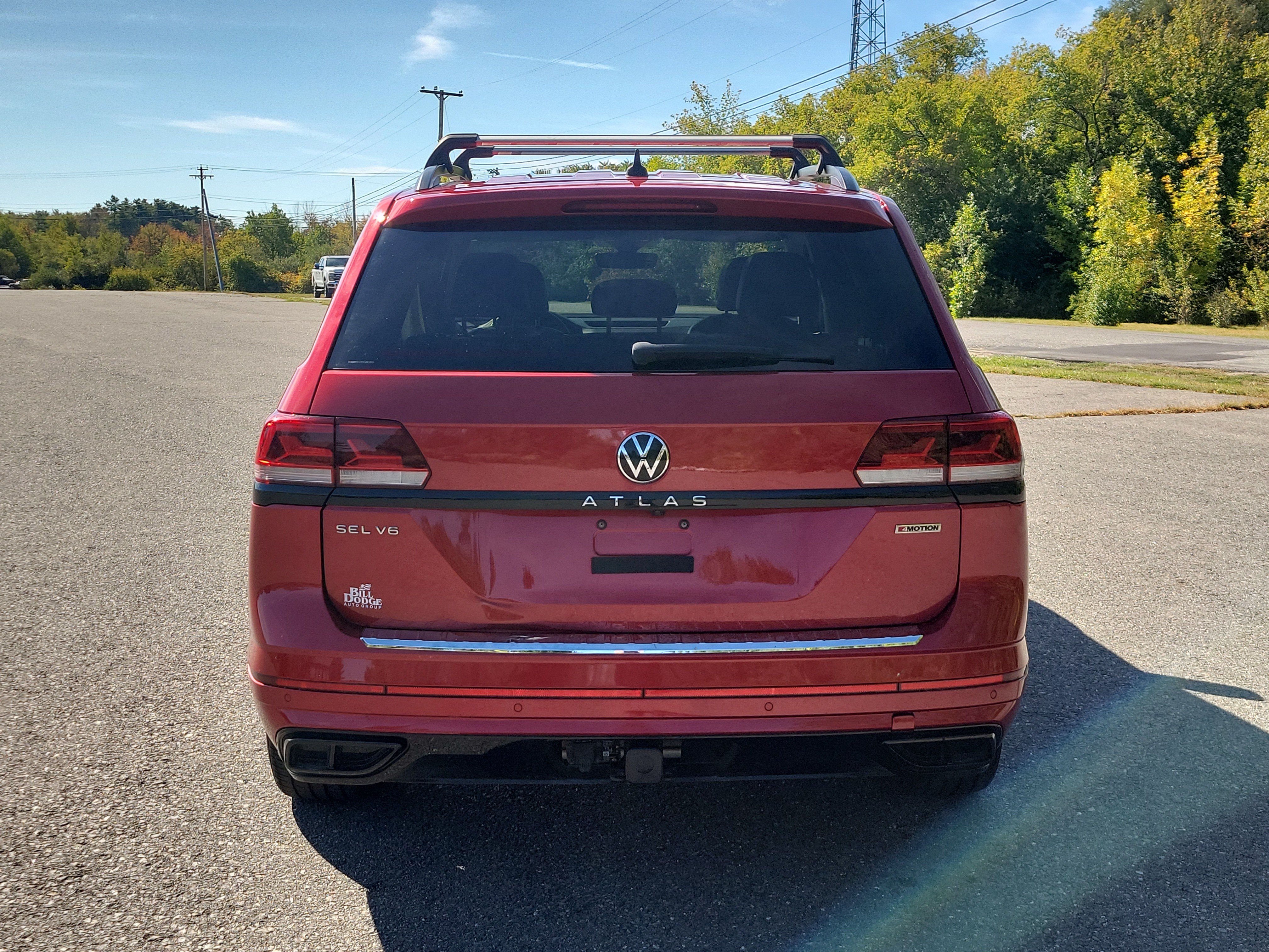 Used 2022 Volkswagen Atlas SEL R-Line AWD/4WD image 6