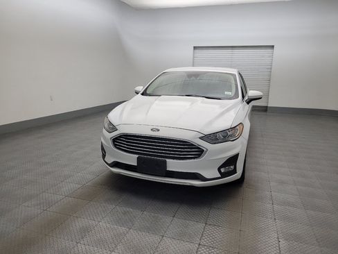 Used 2019 Ford Fusion SE w/ Equipment Group 151A FWD image 15