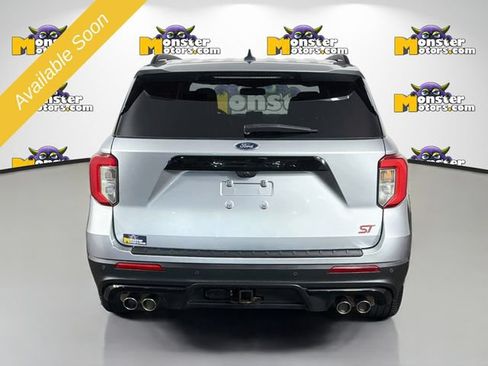 Used 2023 Ford Explorer ST w/ Technology Package AWD/4WD image 6