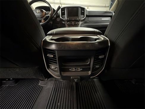 Used 2019 RAM 3500 Big Horn image 21