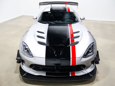 Used 2017 Dodge Viper ACR w/ Extreme Aero Package RWD image 19