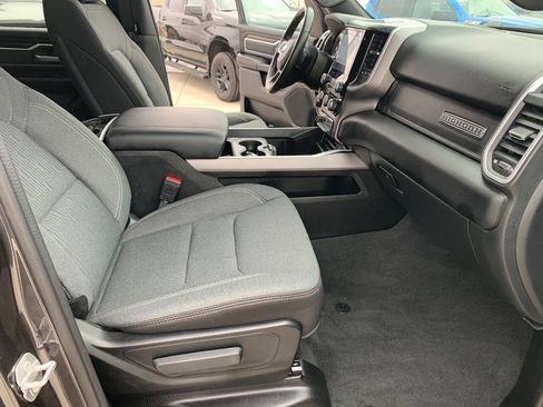 Used 2022 RAM 1500 Big Horn AWD/4WD image 10