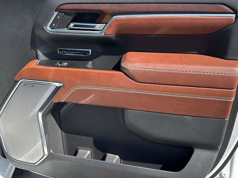 Used 2024 GMC Sierra 1500 Denali Ultimate image 23