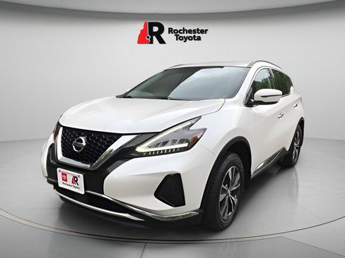 Used 2019 Nissan Murano SV AWD/4WD image 3