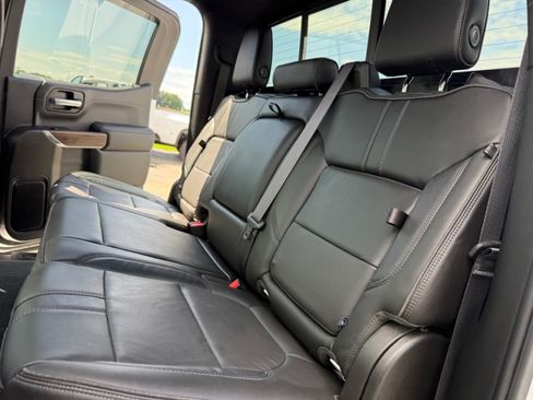 Used 2020 Chevrolet Silverado 1500 High Country w/ Technology Package AWD/4WD image 33
