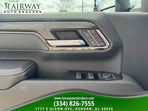 Used 2025 GMC Sierra 2500 AT4 w/ Technology Package image 15