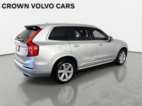 Used 2020 Volvo XC90 T6 Momentum AWD/4WD image 5