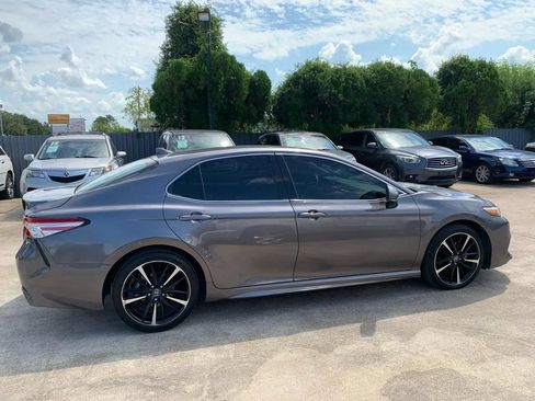 Used 2020 Toyota Camry XSE w/ Navigation Package FWD image 8