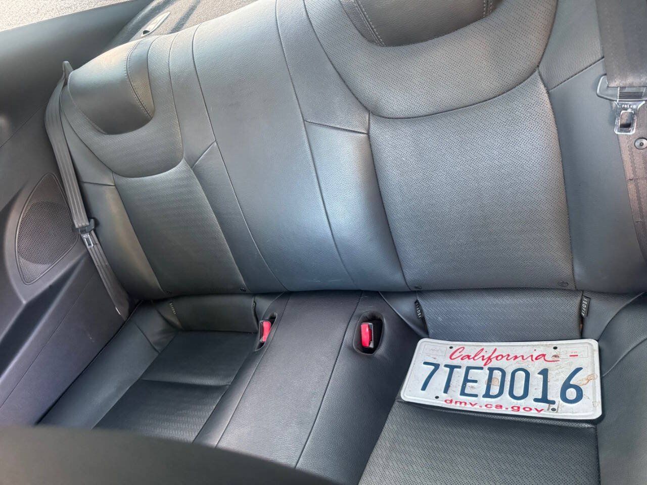 Used 2013 Hyundai Genesis 3.8 RWD image 17