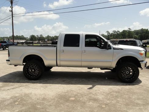 Used 2011 Ford F250 Lariat w/ Lariat Interior Pkg AWD/4WD image 5