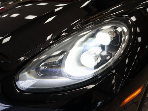 Used 2014 Porsche Panamera 4S Executive w/ Sport Chrono Package image 24
