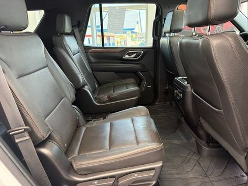 Used 2023 Chevrolet Tahoe High Country AWD/4WD image 11
