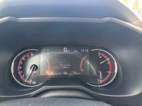 Used 2023 Toyota RAV4 XLE Premium image 21