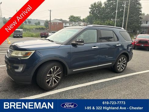 Used 2017 Ford Explorer Platinum AWD/4WD image 1