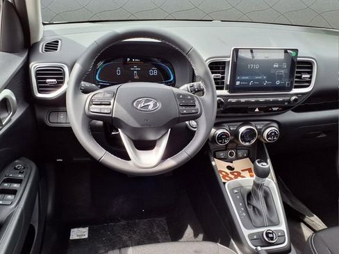 New 2026 Hyundai Venue SEL FWD image 13