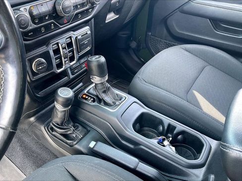 Used 2021 Jeep Wrangler Unlimited Sahara w/ Dual Top Group image 19