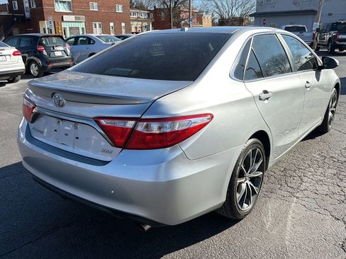 Used 2017 Toyota Camry XSE w/ Advanced Technology Package image 5