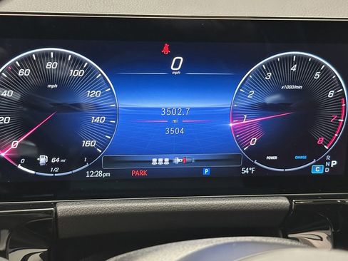 Certified 2025 Mercedes-Benz GLA 250 image 29