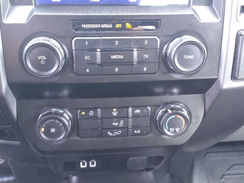 Used 2020 Ford F150 XLT w/ Max Trailer Tow Package image 9