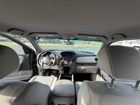 Used 2013 Honda Pilot LX image 17
