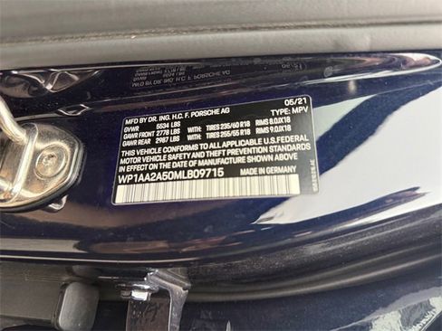 Used 2021 Porsche Macan image 35