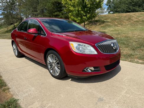 Used 2012 Buick Verano Leather FWD image 8