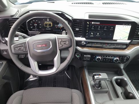 New 2026 GMC Sierra 1500 Elevation w/ LPO, Elevation Black Package image 11