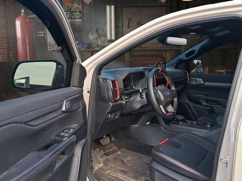 Used 2025 Ford Ranger Raptor AWD/4WD image 14