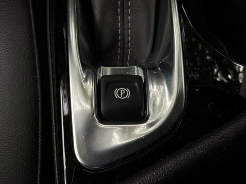 Used 2025 Buick Encore GX Preferred FWD image 21