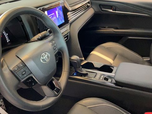 Certified 2025 Toyota Camry SE w/ Convenience Package AWD/4WD image 22