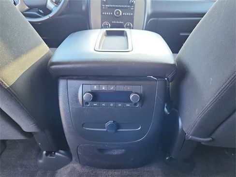 Used 2011 GMC Yukon SLE w/ Suspension Package, Off-Road image 12