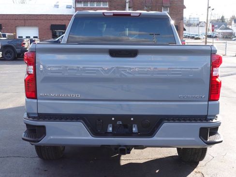 Used 2024 Chevrolet Silverado 1500 Custom image 8