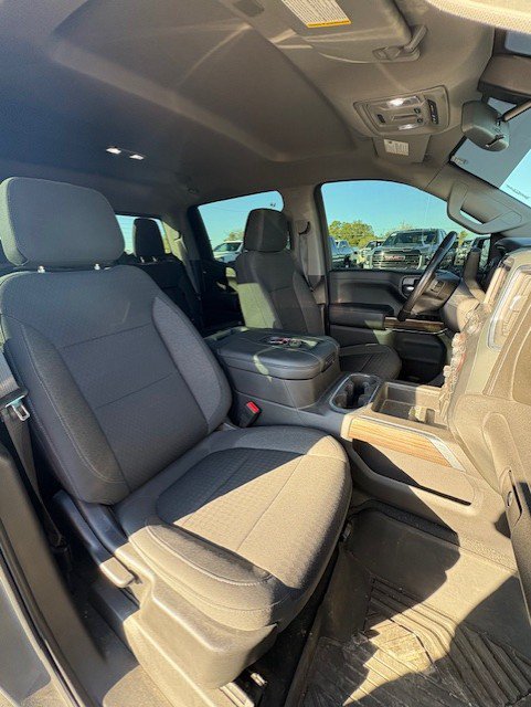 Used 2020 Chevrolet Silverado 1500 RST w/ Texas Edition AWD/4WD image 7