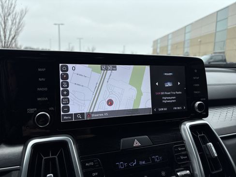 Used 2022 Kia Sorento SX image 24